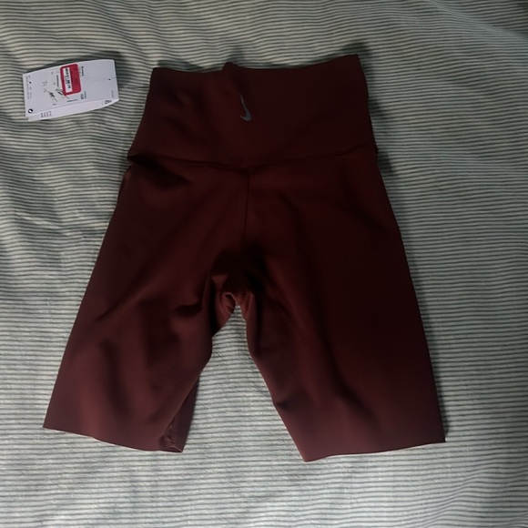 Nike Yoga Shorts in Burnt Orange color XXS - Picture 2 of 3